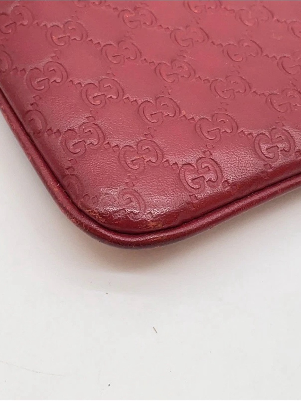 Auth Gucci Micro Guccissima
Leather Red Coin Case - Picture 5 of 12